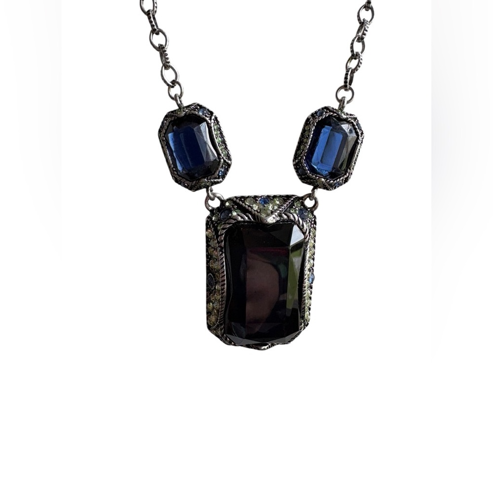 Chico’s Elegant Black and Silver Necklace - Picture 3 of 5
